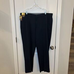 Haggar Men’s Pants Sz 42x 30 Iron Free Khaki